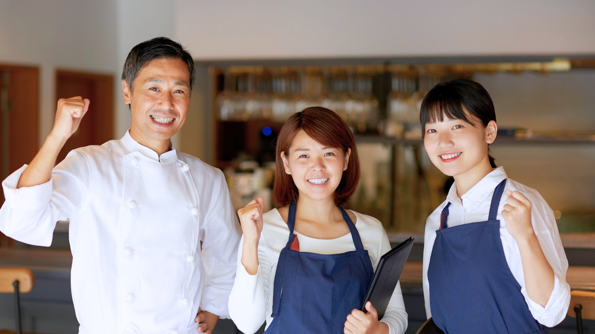 飲食店の人手不足はもう限界!IT化で実現する「少数精鋭」の店づくりとは?
